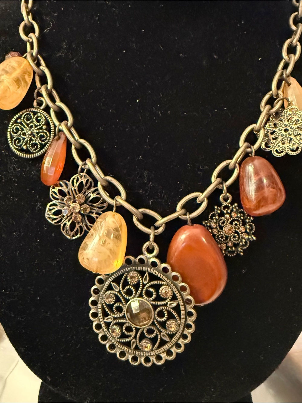 Boho Necklace - vintage Lee Mode International